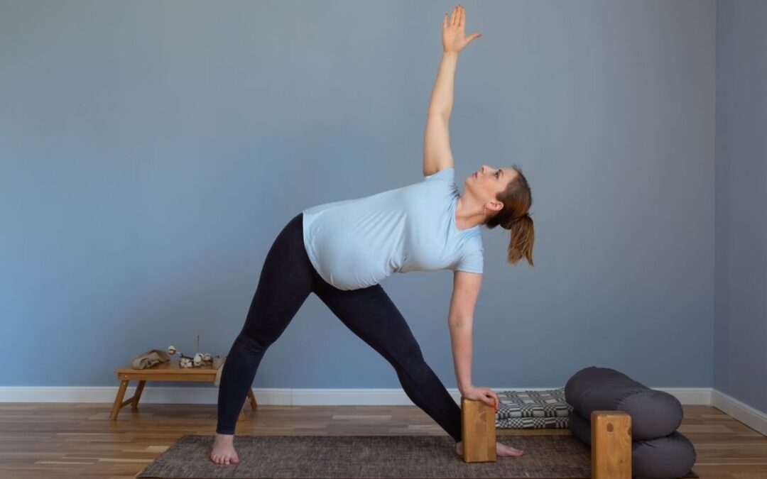 I benefici dello yoga in gravidanza e che esercizi fare